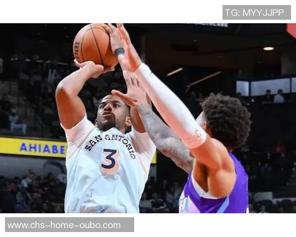 快船与猫的精彩对决展现篮球魅力与团队精神的完美结合 快船与猫的精彩对决展现篮球魅力与团队精神的完美结合